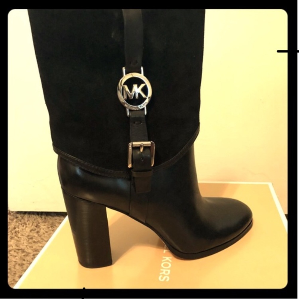 NWOT Michael Kors Fulton Bootie